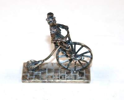Große Abbildung Nr.21: 141-2873 Engel mit Trommel.: (Silber, Miniaturen)