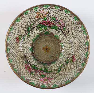 Bild Nr.2: 141-2579 Fensteremailleschale China.: (Asiatika)