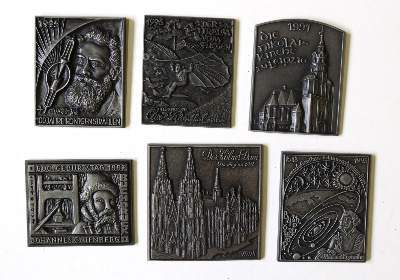 Bild Nr.36: 141-2710 Medaillen, Plaketten und Reliefs.: (Münzen und Medaillen, Medaillen)