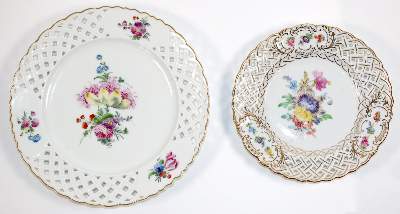 Bild Nr.1: 141-2744 Konvolut Blumenmalerei (4 Teile).: (Porzellan u. Keramik)