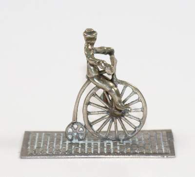 Bild Nr.12: 141-2873 Engel mit Trommel.: (Silber, Miniaturen)