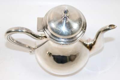 Bild Nr.6: 141-2882 Silberkanne Padua: (Silber)