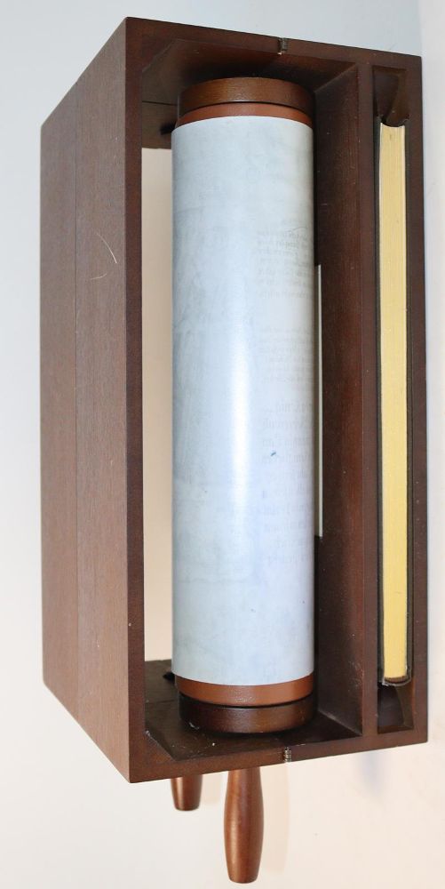 Große Abbildung Nr.7: 142-1160 Esther Scroll, The.: (Faksimile)
