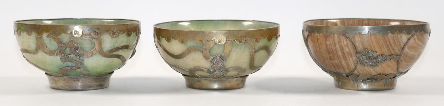 Große Abbildung Nr.1: 142-2803 Drei asiatische Bowls.: (Asiatika)