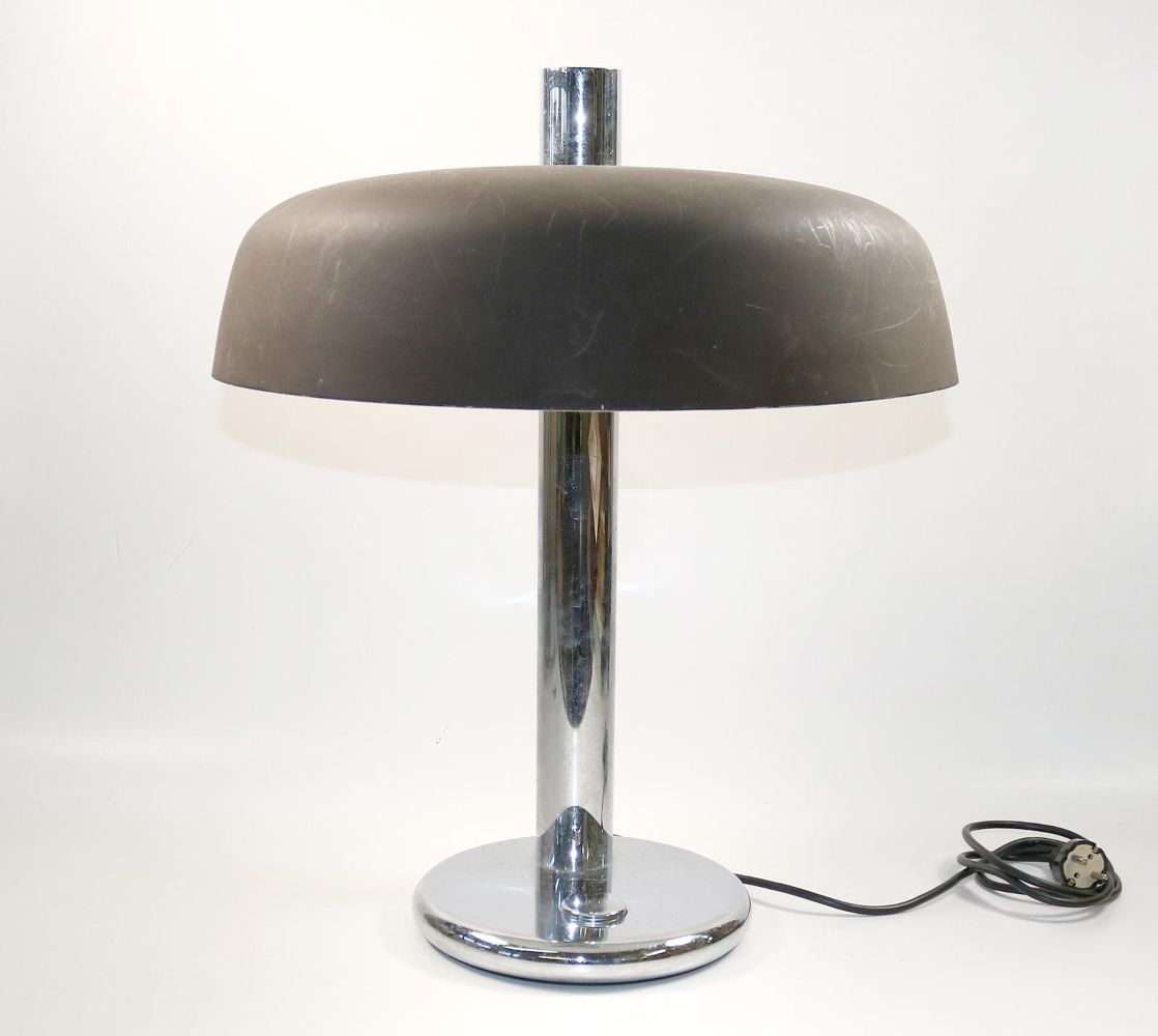 Große Abbildung Nr.1: 142-2856 Hillebrand 7603.: (Möbel, Design)