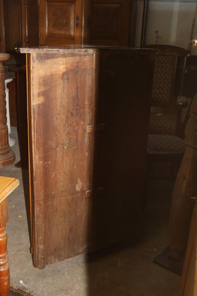Große Abbildung Nr.4: 142-2860 Eckkommode,: (Möbel, Kommoden)