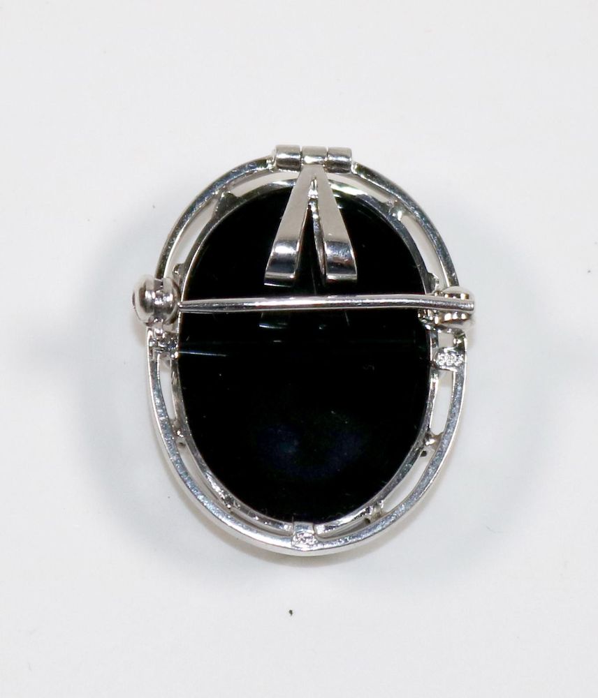 Große Abbildung Nr.2: 142-2945 Onyxgemme mit: (Schmuck, Anhänger)