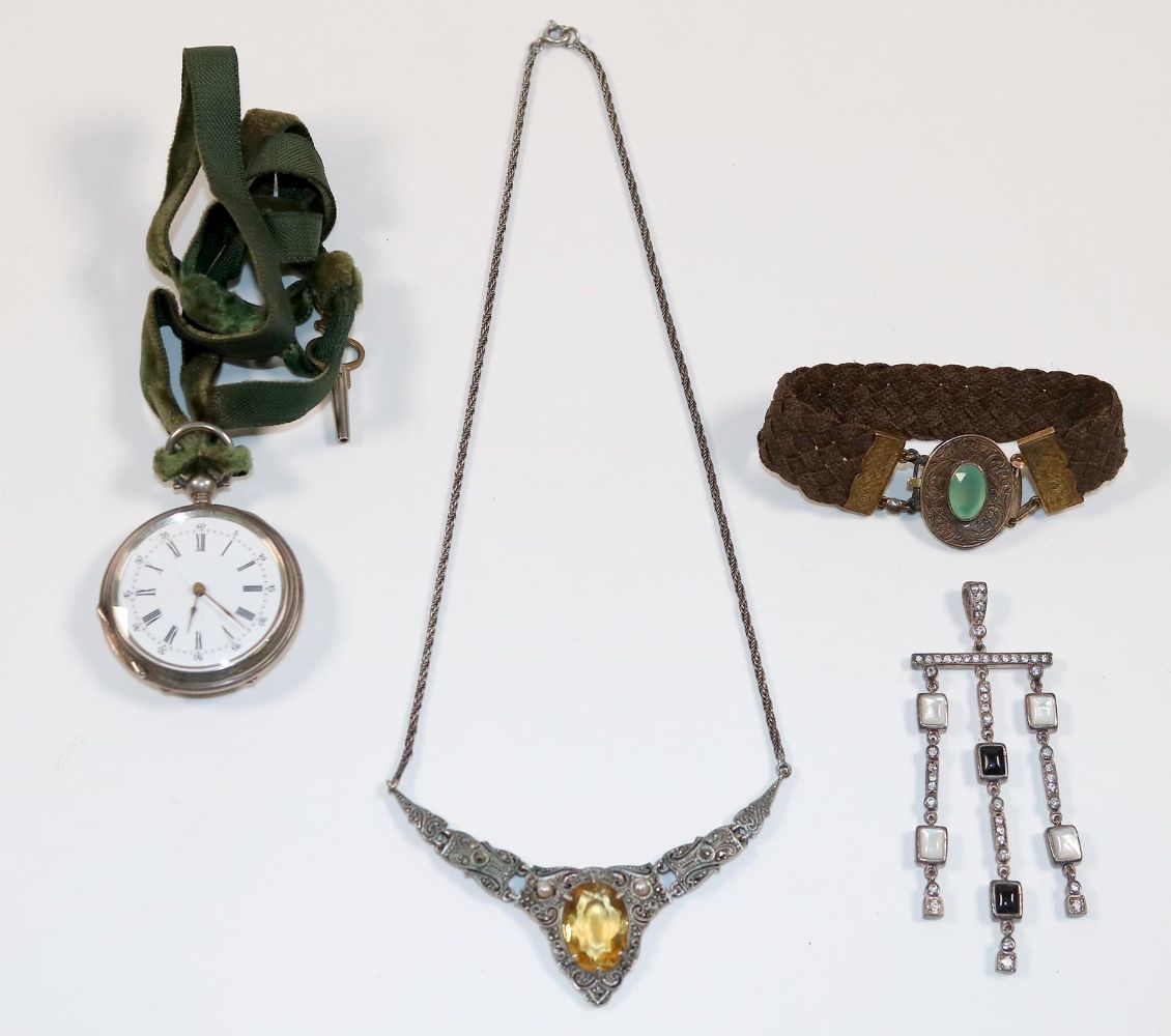 Große Abbildung Nr.3: 142-2946 Antikschmuck.: (Schmuck)