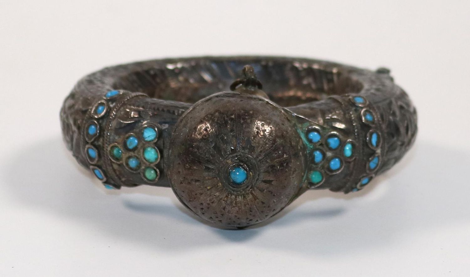 Große Abbildung Nr.3: 142-2957 Ethnologischer: (Schmuck)