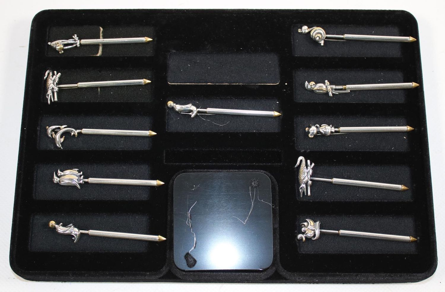 Große Abbildung Nr.5: 142-2958 Herrenschmuck: (Schmuck)