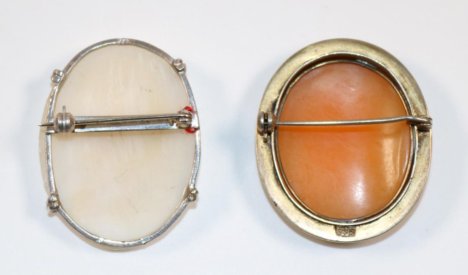 Große Abbildung Nr.2: 142-2965 Muschelkammeen: (Schmuck, Kameen)