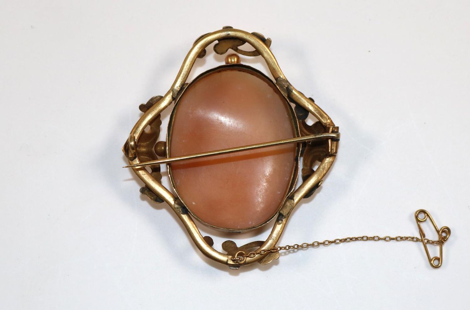 Große Abbildung Nr.2: 142-2968 Prächtige Muschelkamee: (Schmuck, Kameen)