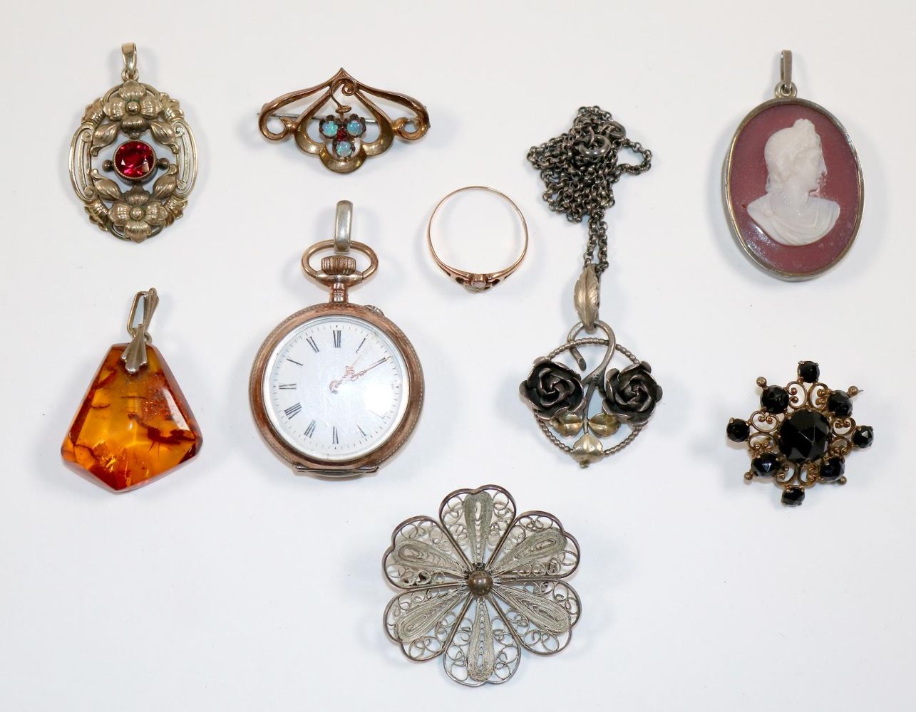 Große Abbildung Nr.1: 142-2973 Lot Antikschmuck: (Schmuck)