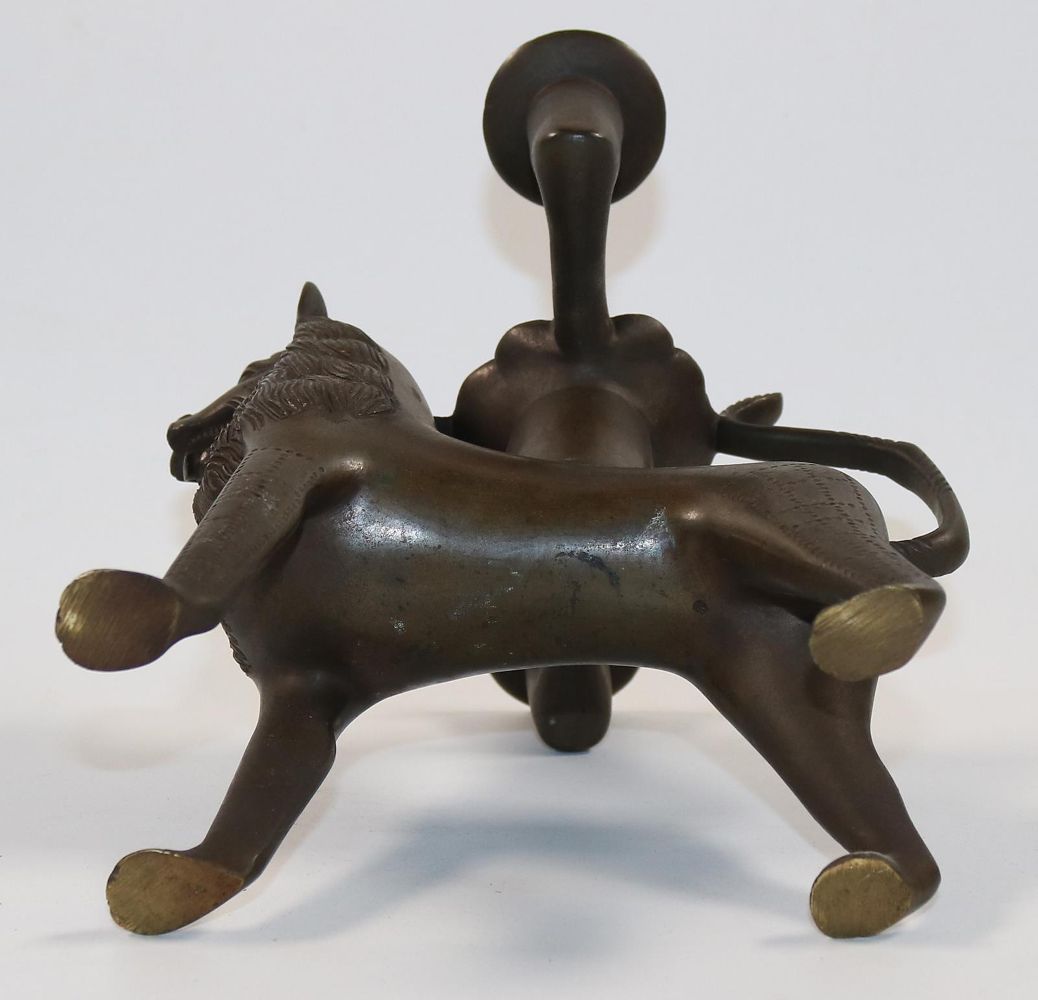 Große Abbildung Nr.5: 142-2994 Aquamanile Bronze.: (Skulpturen - Plastiken)
