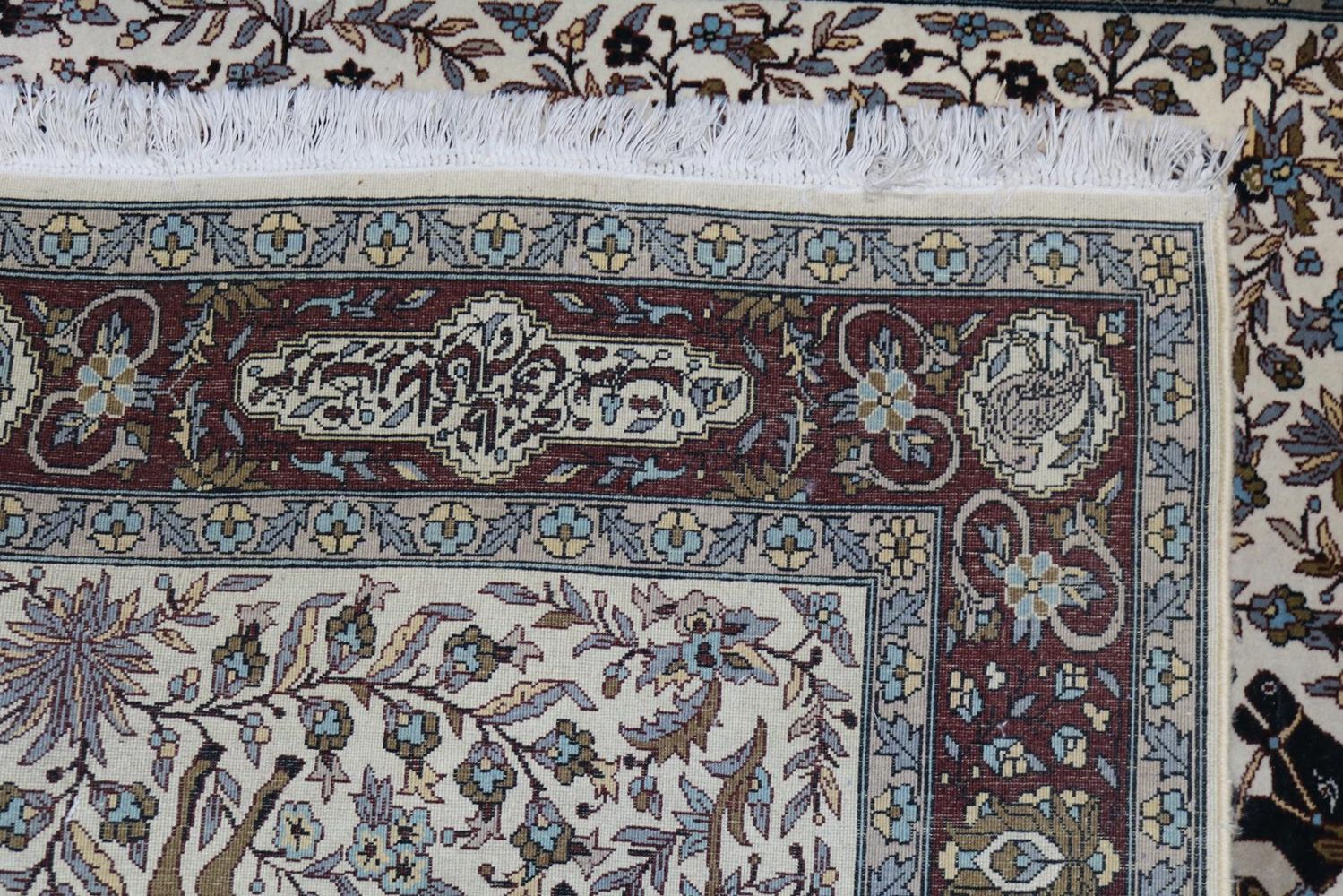 Große Abbildung Nr.4: 142-3011 Jagdteppich Seide: (Teppiche)
