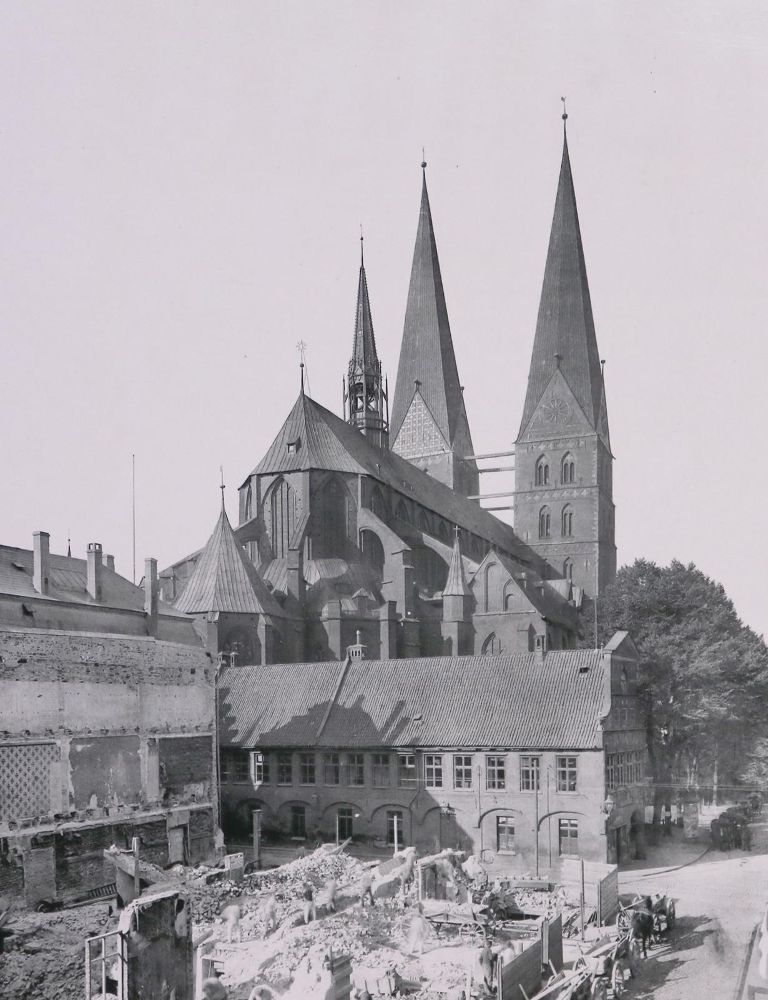 Große Abbildung Nr.1: 142-3063 Lübeck.: (Photographie)