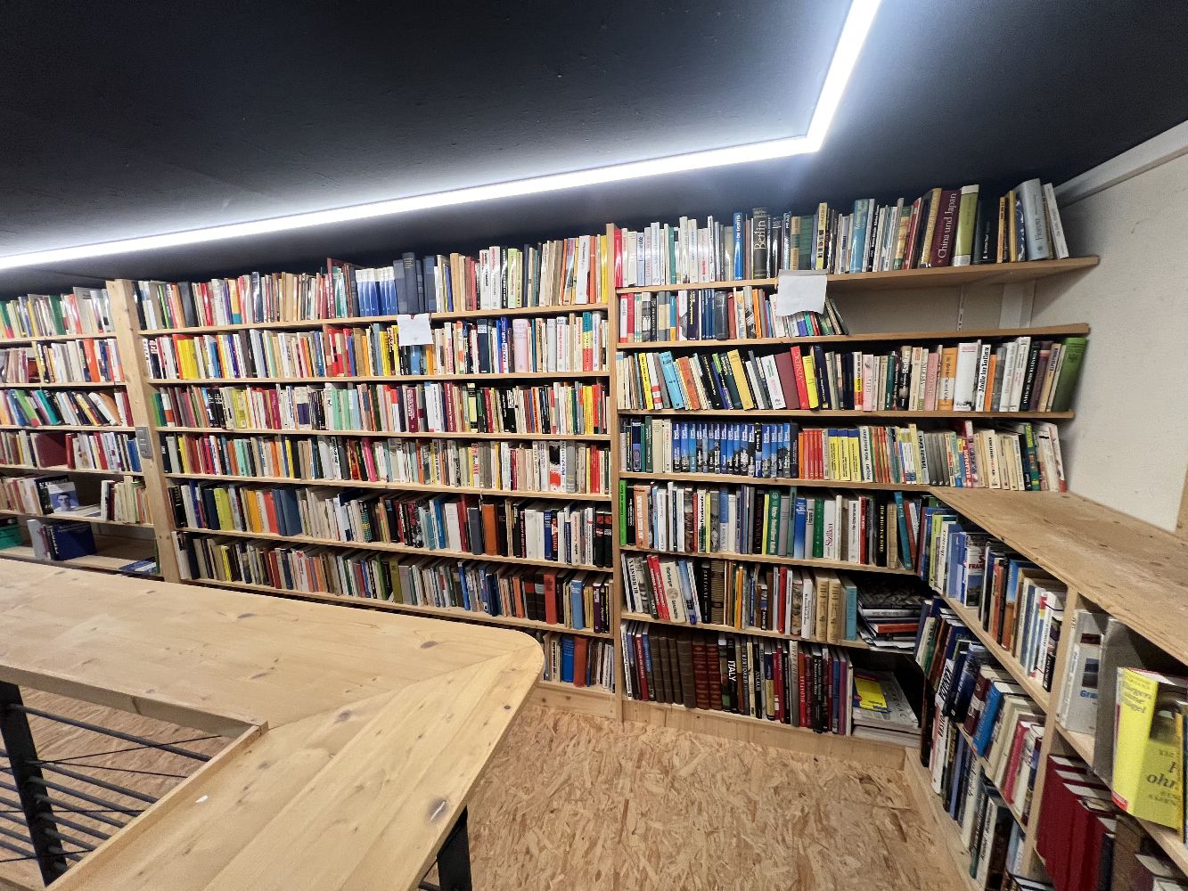 Große Abbildung Nr.14: 142-771 Bibliothek (Konvolut)