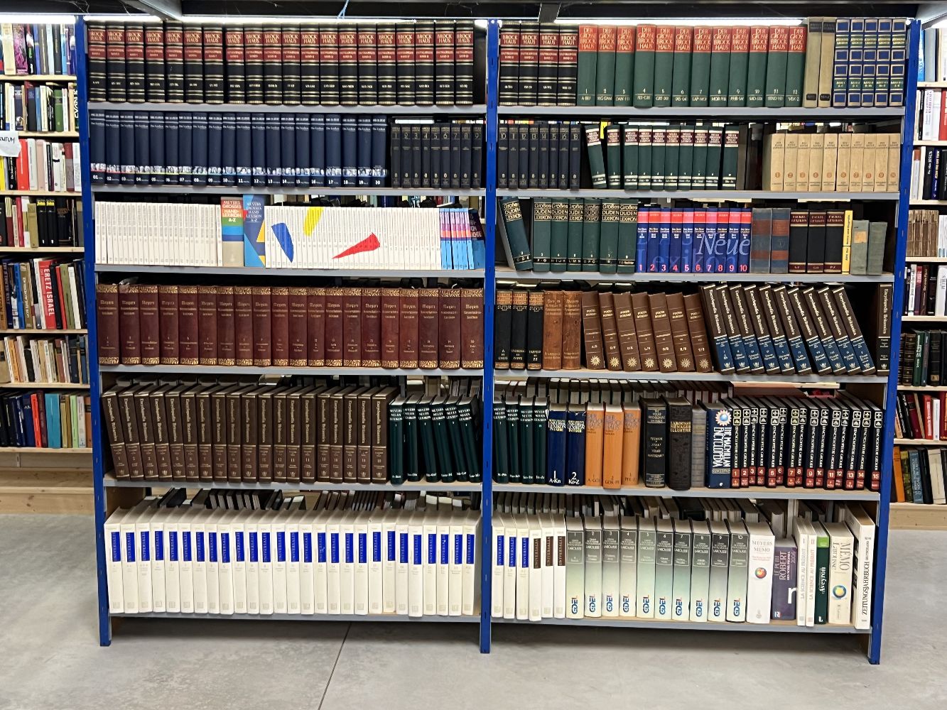 Große Abbildung Nr.48: 142-771 Bibliothek (Konvolut)