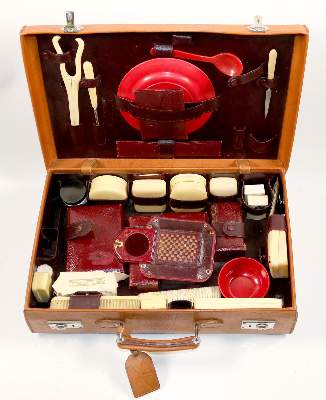 Bild Nr.2: 142-2735 Valextra Milano: (Varia, Necessaire)