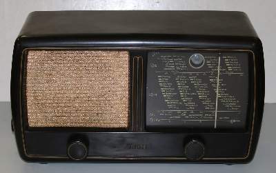 Bild Nr.1: 142-2757 Volksempfänger u. Radios.: (Varia, Technik)