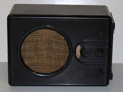 Bild Nr.2: 142-2757 Volksempfänger u. Radios.: (Varia, Technik)