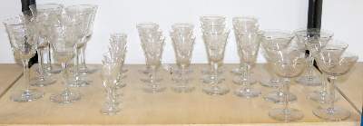 Bild Nr.3: 142-2850 Französische Trinkgläser: (Glas)
