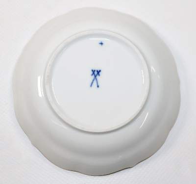 Bild Nr.2: 142-2923 Meissen umfangreiches: (Porzellan u. Keramik, Meissen)