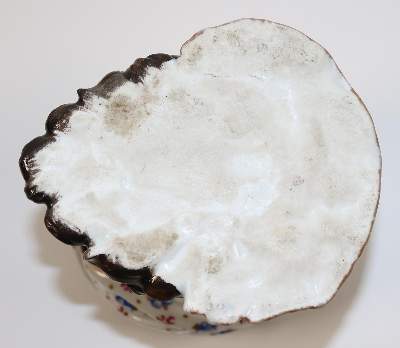 Bild Nr.4: 142-2928 Figürlicher Tabakstopf: (Porzellan u. Keramik, Raucherutensilien)