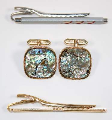 Bild Nr.1: 142-2958 Herrenschmuck: (Schmuck)