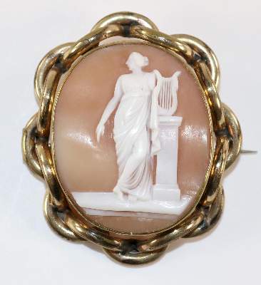 Bild Nr.1: 142-2970 Vestalin mit Säule u. Lyra.: (Schmuck, Kameen)