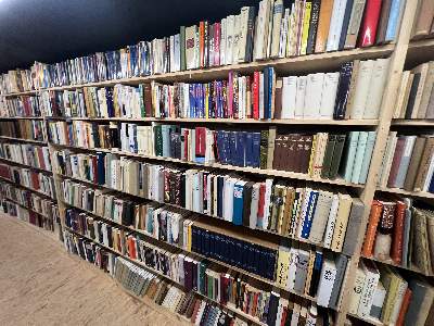 Bild Nr.10: 142-771 Bibliothek (Konvolut)