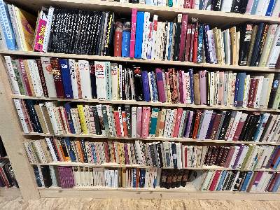 Bild Nr.34: 142-771 Bibliothek (Konvolut)