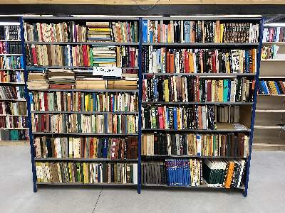 Bild Nr.44: 142-771 Bibliothek (Konvolut)