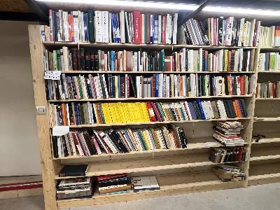 Bild Nr.60: 142-771 Bibliothek (Konvolut)