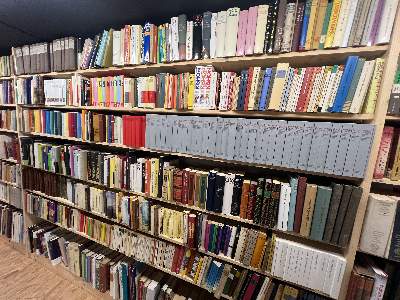 Bild Nr.7: 142-771 Bibliothek (Konvolut)