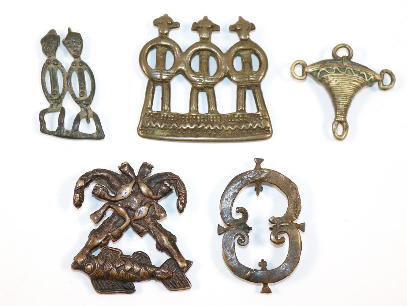 Große Abbildung Nr.1: 143-2656 Senufo Schutzamulette.: (Afrika)