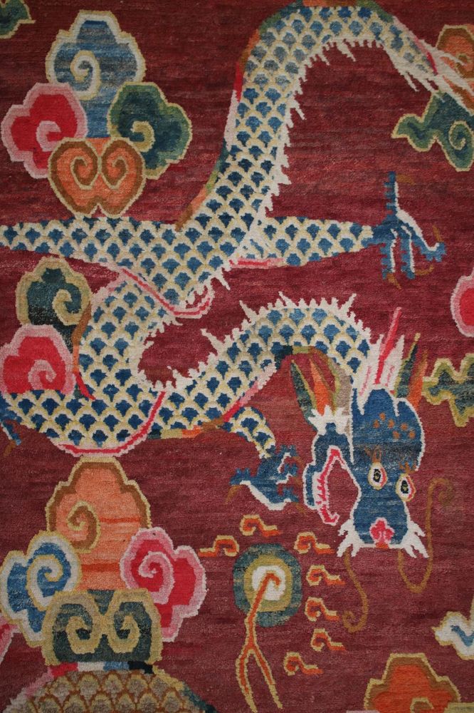 Große Abbildung Nr.1111: 143-2745 Drachengalerie Tibet: (Asiatika, Teppiche)