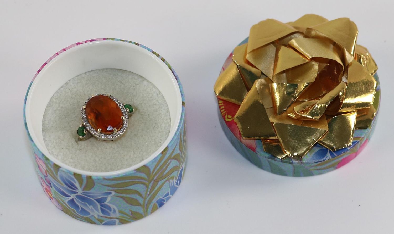 Große Abbildung Nr.2: 143-2856 Citrinring 750 WG.: (Schmuck, Ringe)