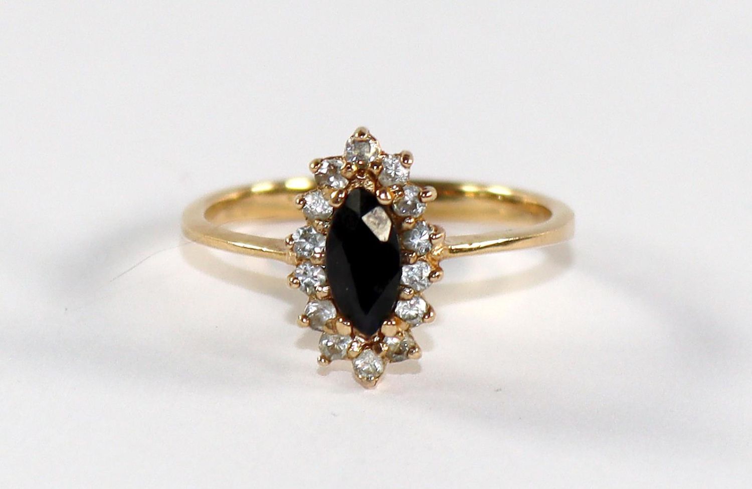 Große Abbildung Nr.1: 143-2862 Saphirring.: (Schmuck, Ringe)