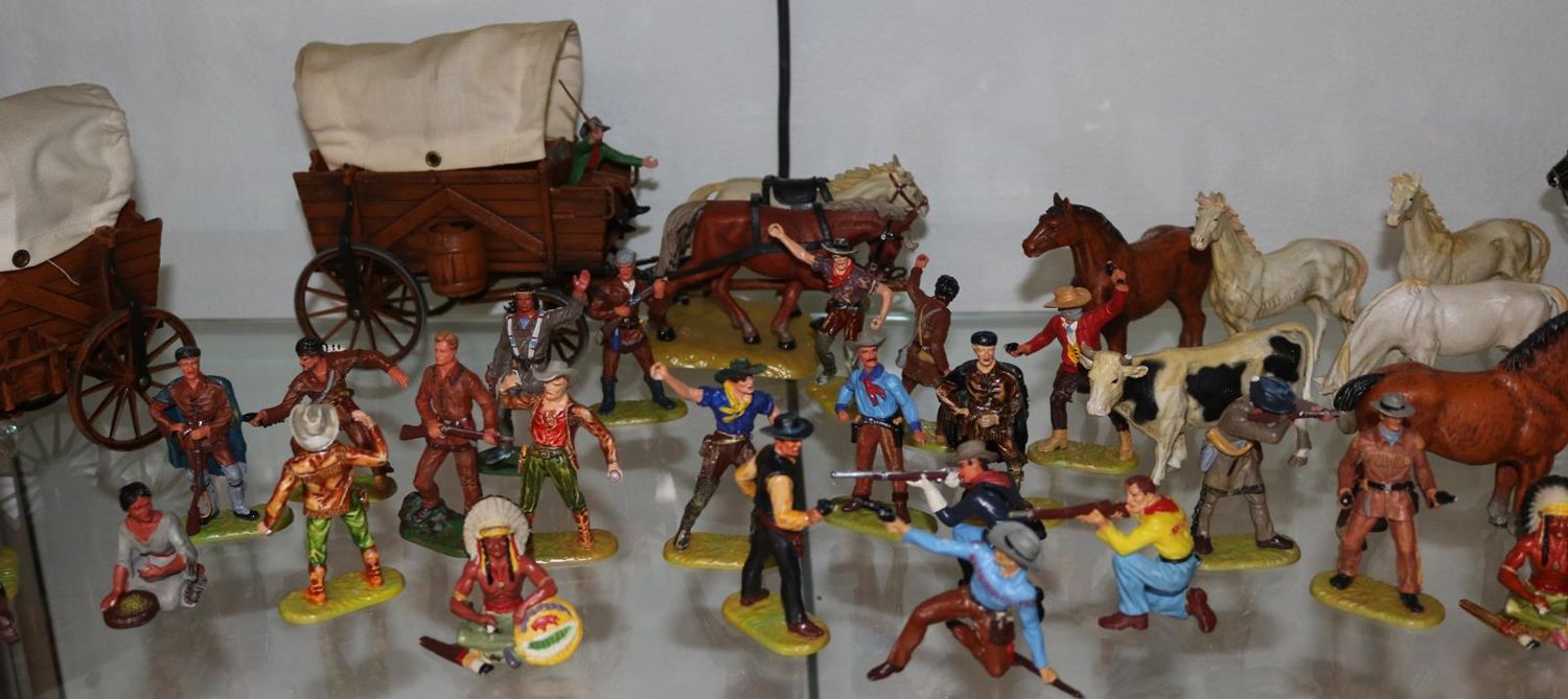 Große Abbildung Nr.213: 143-2897 Timpo Toys: (Spielzeug)