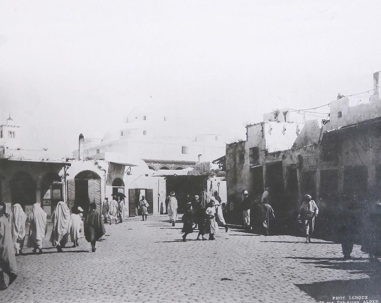 Große Abbildung Nr.1: 143-2967 Tunis.: (Tunesien)