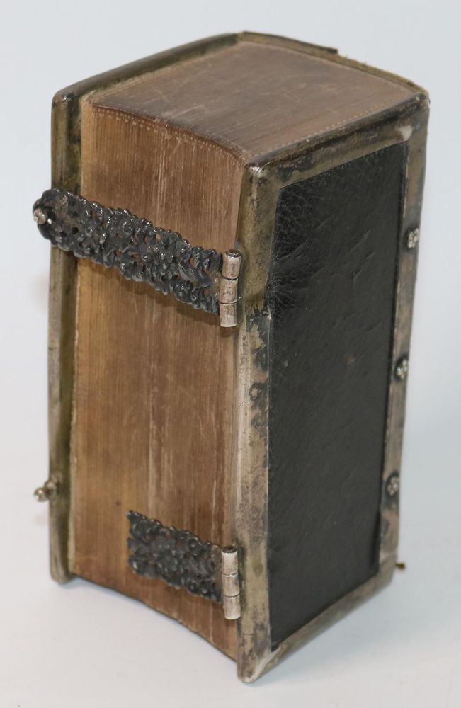 Große Abbildung Nr.3: 143-32 Biblia,: (Bibeln)