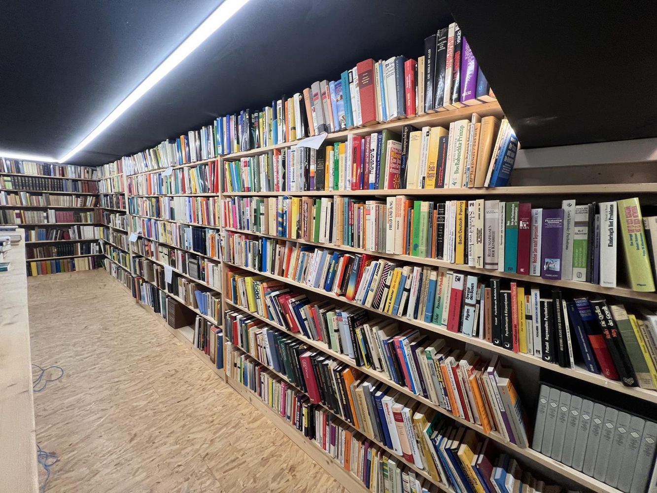 Große Abbildung Nr.11: 143-439 Bibliothek (Konvolut)