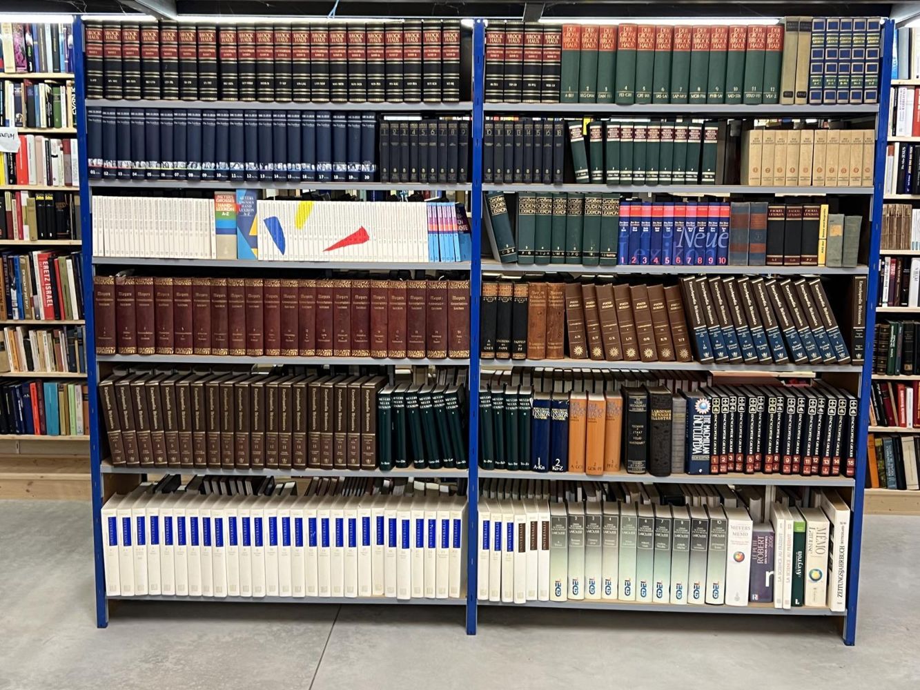 Große Abbildung Nr.46: 143-439 Bibliothek (Konvolut)