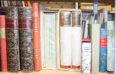 Bild Nr.9: 143-1190 Sammlung: (Lexika - Wörterbücher - Sprachwissenschaften)