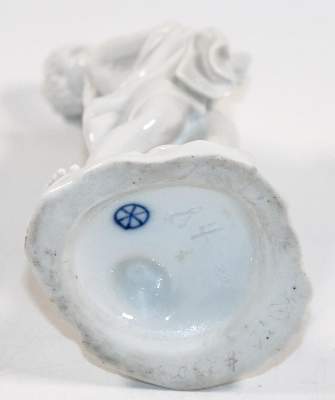 Bild Nr.3: 143-2818 Stehende: (Porzellan u. Keramik)