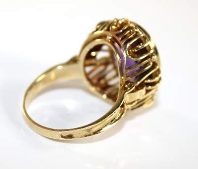 Bild Nr.2: 143-2858 Damenring mit Amethyst.: (Schmuck, Ringe)