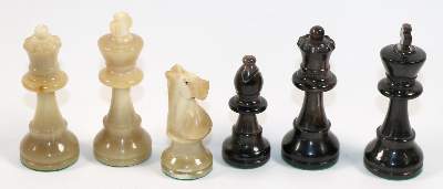 Bild Nr.1: 143-2894 Schachfiguren.: (Spielzeug)