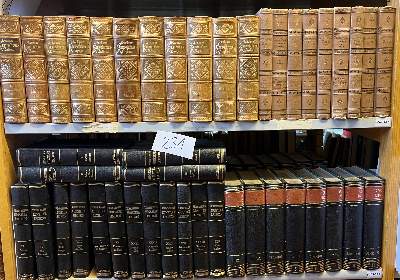Bild Nr.5: 143-370 Gelehrtenbibliothek,: (Varia)