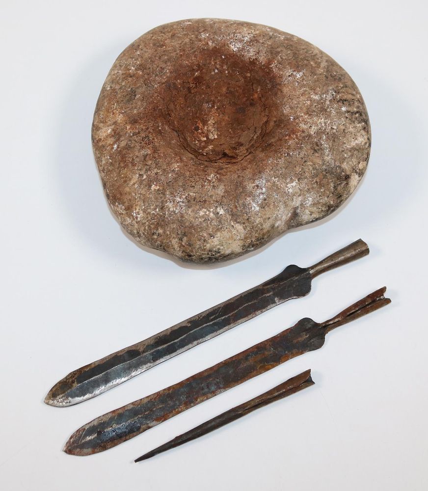 Große Abbildung Nr.2: 144-2244 Jagdpfeile u. Eisenspitzen.: (Varia)